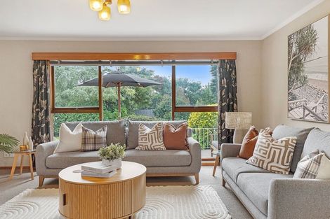 Photo of property in 12 Lomax Place, Islington, Christchurch, 8042