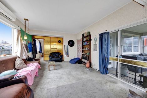 Photo of property in 24 Richmond Street, Fitzroy, New Plymouth, 4312