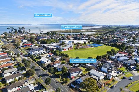 Photo of property in 1/2 Kennington Drive, Clendon Park, Auckland, 2103