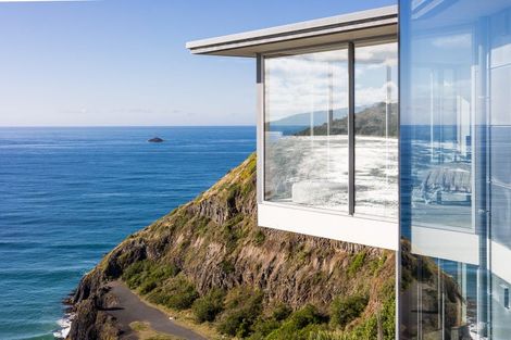 Photo of property in 71 Cliffs Road, Saint Clair, Dunedin, 9012