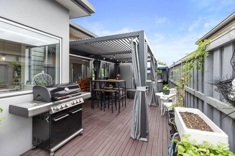 Photo of property in 21 Lakeview Quay, Pyes Pa, Tauranga, 3112