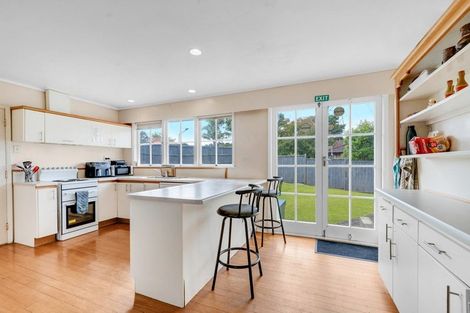Photo of property in 203 Hill Road, Manurewa, Auckland, 2105