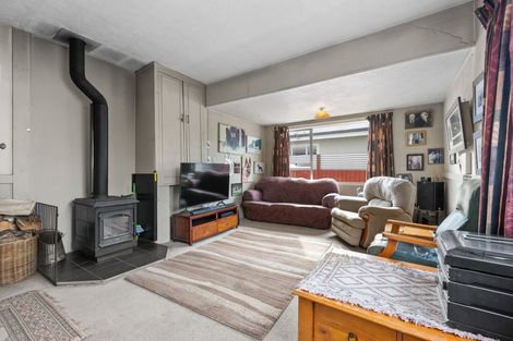 Photo of property in 60 Smith Street, Woolston, Christchurch, 8062