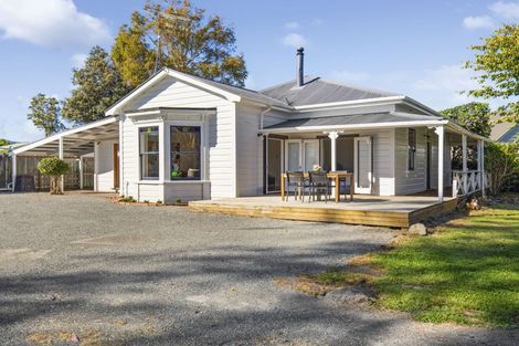 Photo of property in 51 Waitohu Valley Road, Otaki, 5512