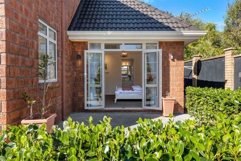 Photo of property in 24 The Mews, Shamrock Park, Auckland, 2016