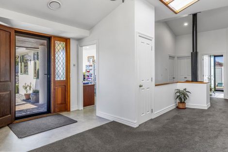 Photo of property in 2/70 Harvey Street, Waipahihi, Taupo, 3330