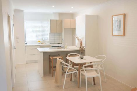 Photo of property in 12b Titoki Street, Te Atatu Peninsula, Auckland, 0610