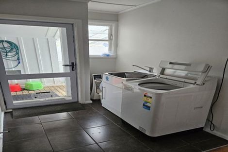 Photo of property in 2 Pinfold Avenue, Hamilton East, Hamilton, 3216