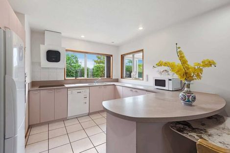 Photo of property in 33 Coniston Avenue, Ilam, Christchurch, 8041