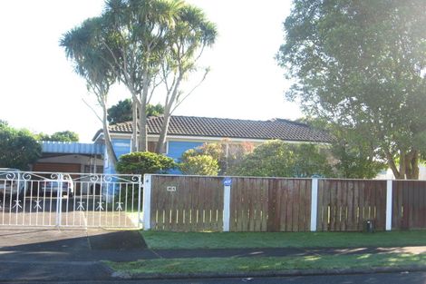 Photo of property in 4 Primrose Place, Manurewa, Auckland, 2102