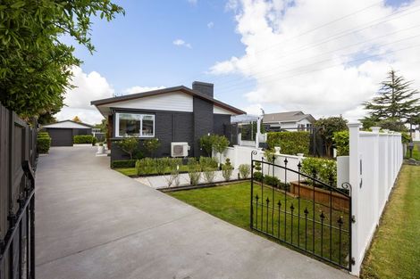 Photo of property in 6 Erika Place, Fairview Downs, Hamilton, 3214