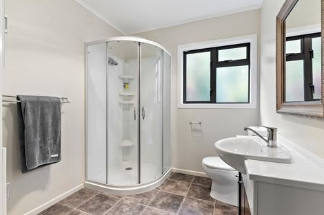 Photo of property in 38 Montgomery Avenue, Karori, Wellington, 6012