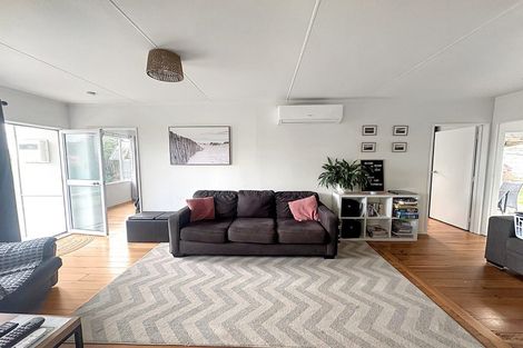 Photo of property in 4 Dawick Street, Foxton Beach, Foxton, 4815