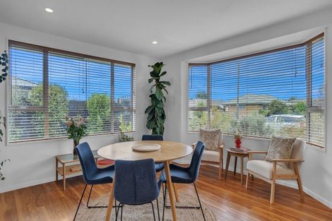 Photo of property in 16 Thistledown Place, Woolston, Christchurch, 8062