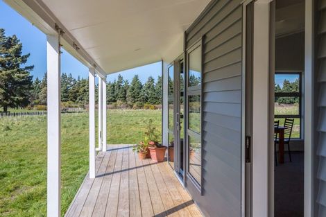 Photo of property in 59 Western Lake Road, Western Lake, Featherston, 5773