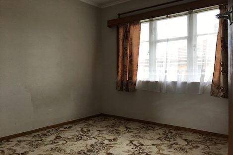 Photo of property in 32 Regent Street, Papatoetoe, Auckland, 2025