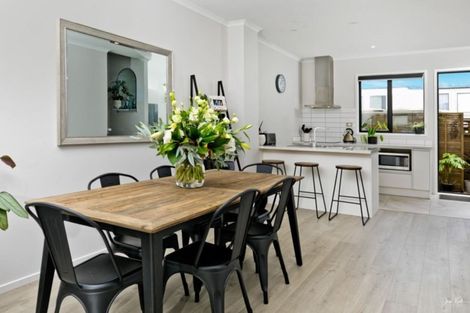 Photo of property in 81c Hobsonville Point Road, Hobsonville, Auckland, 0616