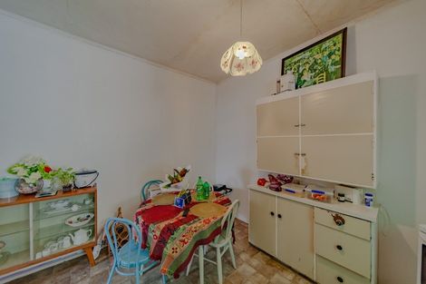 Photo of property in 19 Main Street, Hospital Hill, Napier, 4110