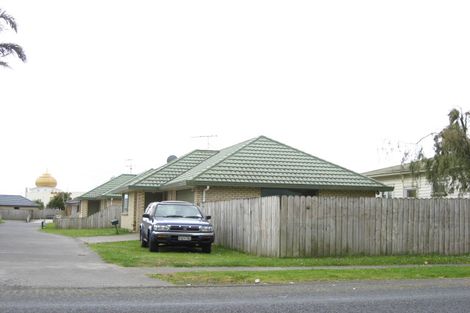 Photo of property in 72 Manuroa Road, Takanini, 2112