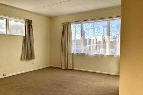 Photo of property in 23 Titirangi Road, New Lynn, Auckland, 0600
