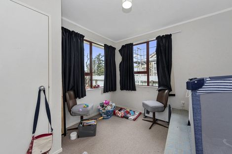 Photo of property in 51 Sare Crescent, Fairfield, Hamilton, 3214