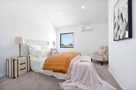 Photo of property in 67 Maungakaraka Road, Karaka, 2580