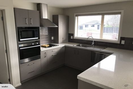 Photo of property in 216 Bower Avenue, North New Brighton, Christchurch, 8083