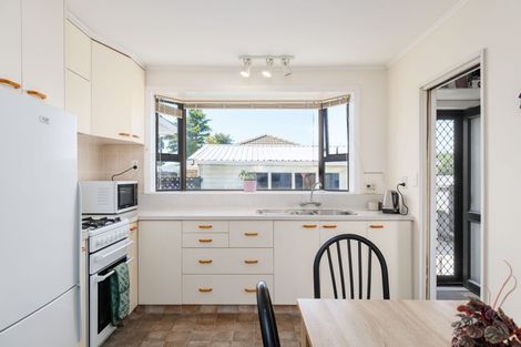 Photo of property in 37 Branston Street, Hornby, Christchurch, 8042