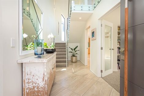 Photo of property in 2/124 Esplanade, Sumner, Christchurch, 8081