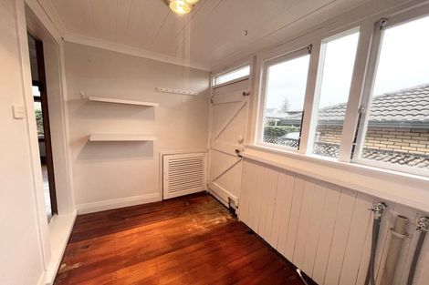 Photo of property in 37 Moana Avenue, Onehunga, Auckland, 1061