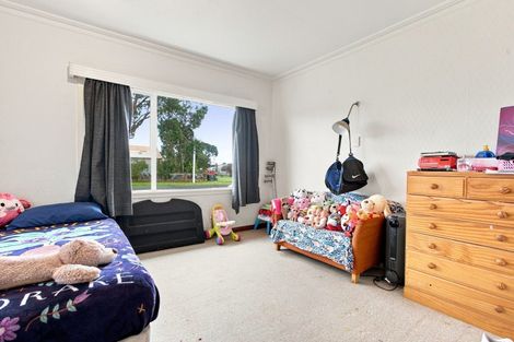 Photo of property in 28 Seymour Street, Waitara, 4320