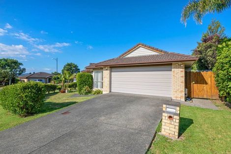 Photo of property in 1 Anchorite Way, Red Beach, 0932