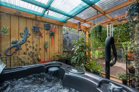 Photo of property in 8 Bransley Grove, Katikati, 3129