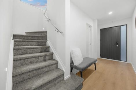 Photo of property in 1b Mamuku Drive, Massey, Auckland, 0614