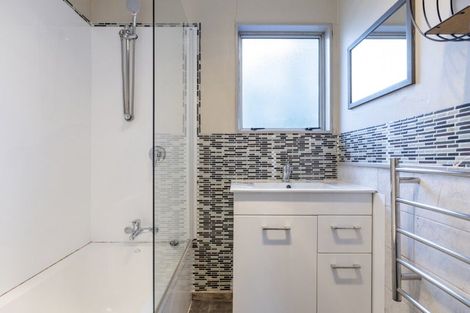 Photo of property in 1/141 Spa Road, Taupo, 3330