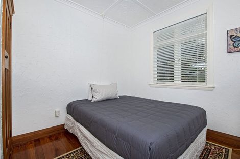 Photo of property in 37 Pahi Road, Paparoa, 0571