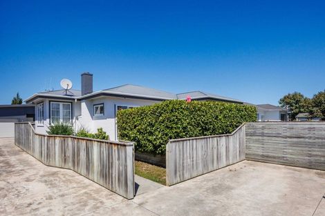 Photo of property in 30 Aberdeen Avenue, Takaro, Palmerston North, 4412