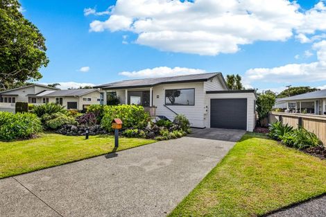 Photo of property in 32b Kiwi Esplanade, Mangere Bridge, Auckland, 2022