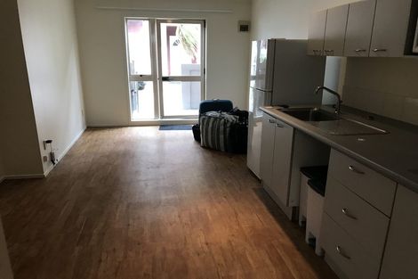 Photo of property in 8b/66 Mount Eden Road, Mount Eden, Auckland, 1024
