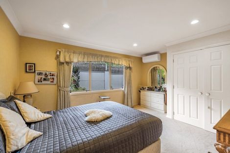 Photo of property in 2 Anaheim Boulevard, Shamrock Park, Auckland, 2016