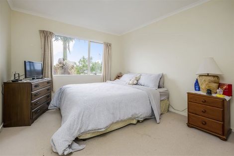 Photo of property in 2 Dunaff Place, Flat Bush, Auckland, 2019