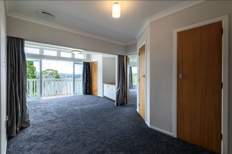Photo of property in 265 Titirangi Road, Titirangi, Auckland, 0604