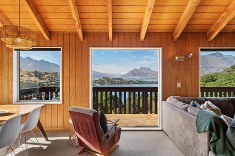 Photo of property in 6b Gum Lane, Queenstown, 9300