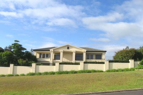 Photo of property in 123 Onetaunga Road, Chatswood, Auckland, 0626