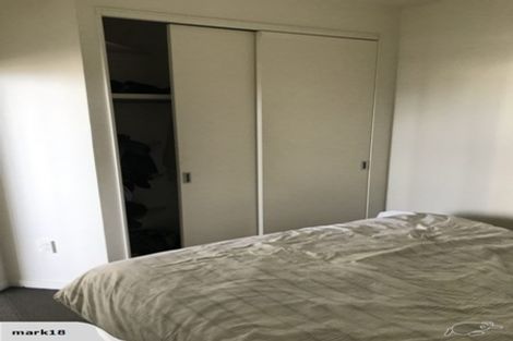 Photo of property in Stadium Garden Flats, 212/107 Thorndon Quay, Pipitea, Wellington, 6011