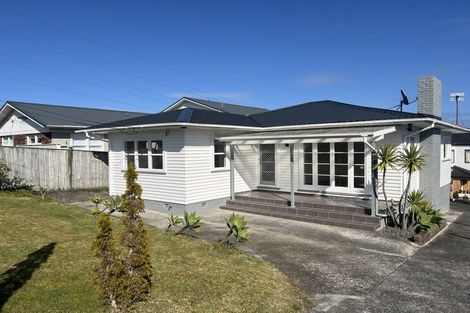 Photo of property in 61 Oakdale Road, Mount Roskill, Auckland, 1041