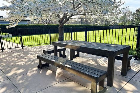 Photo of property in 290 Queen Elizabeth Ii Drive, Mairehau, Christchurch, 8052