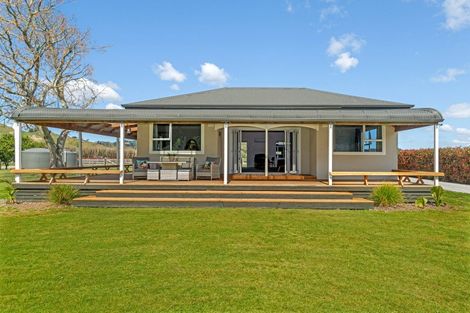 Photo of property in 144 Ngakoroa Road, Ormond, Gisborne, 4071