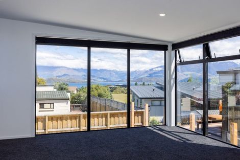 Photo of property in 14 Clearview Street, Wanaka, 9305