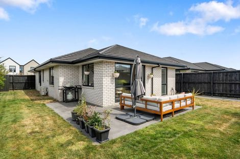 Photo of property in 32 Conailus Street, Halswell, Christchurch, 8025